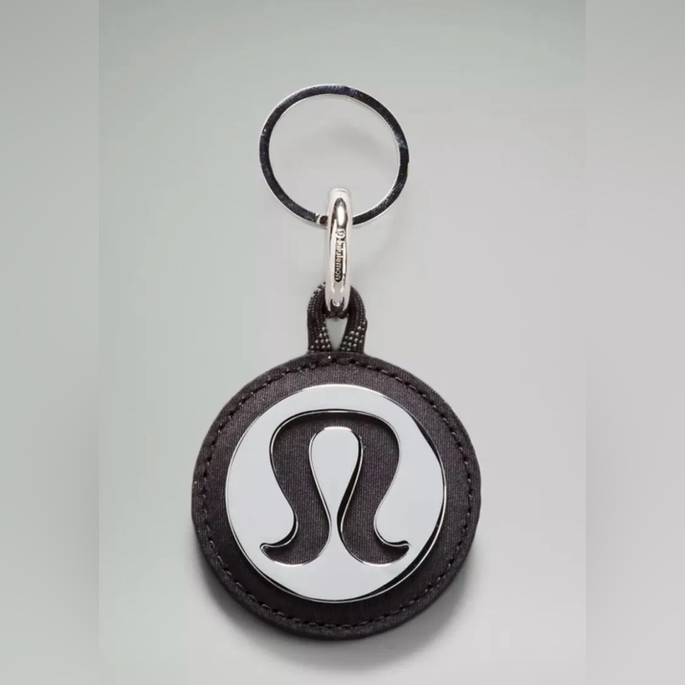 Lululemon logo bag charm & keychain!